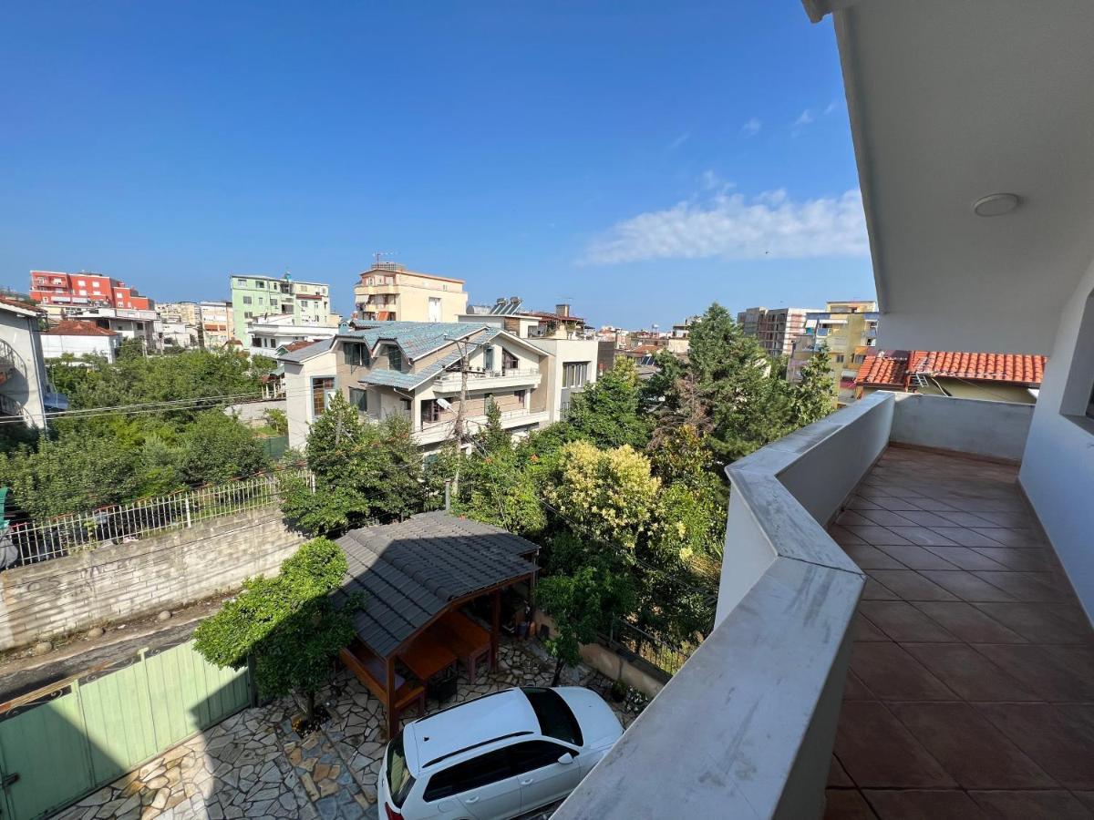 Villa Sokoli, Enjoy Sunset At This Spacious Apartment Тирана Екстериор снимка