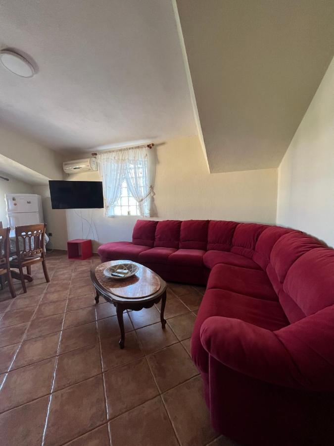 Villa Sokoli, Enjoy Sunset At This Spacious Apartment Тирана Екстериор снимка
